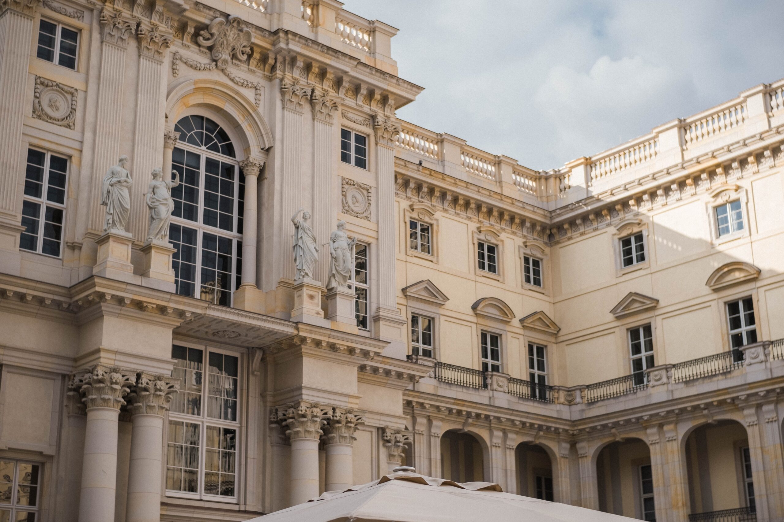 Optimiser votre patrimoine 1 Optimiser votre patrimoine - Solutions pour réduire votre fiscalité - Investissement immobilier